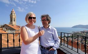 B&B Corallini